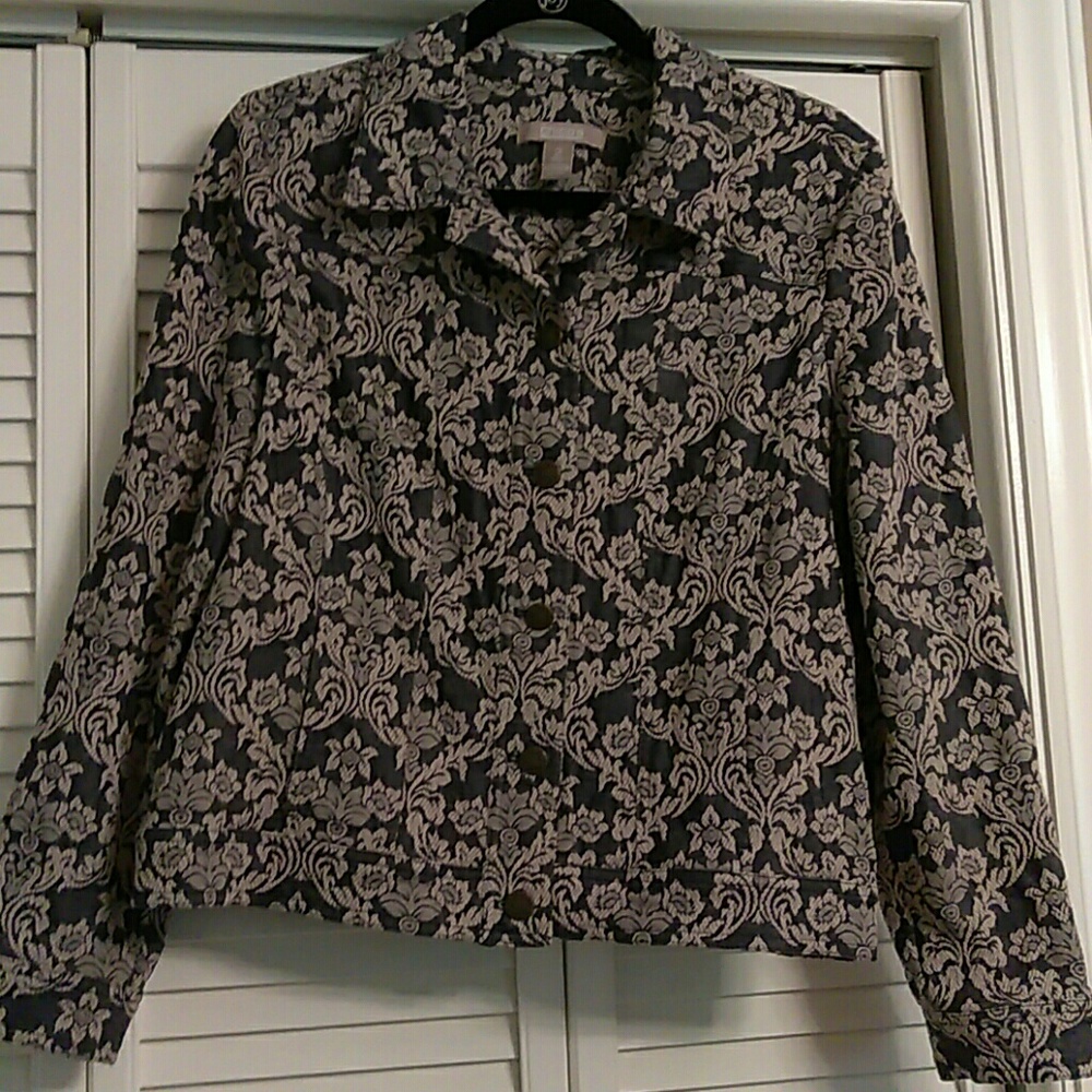 Ladies Chico's size 2 Fabulous Jacket